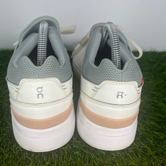 On Cloud On The Roger Advantage Women’s Sz 10.5 Walking|  Comfort Sneakers - Picture 4 of 9